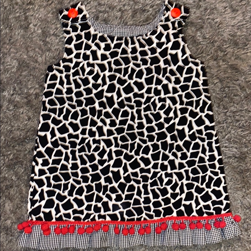 Kids Giraffe Pattern Tank Top with Red Accents